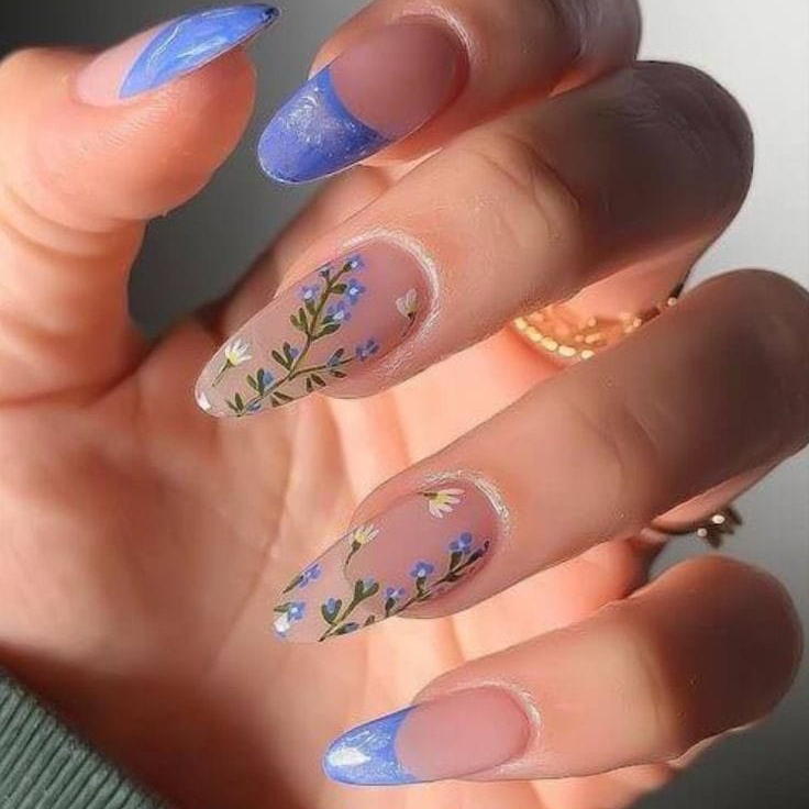 Nail art and nail extensions course